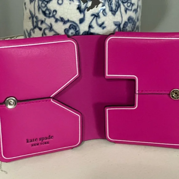 Kate Spade New Without Tag Detour Card Case - Picture 5 of 5